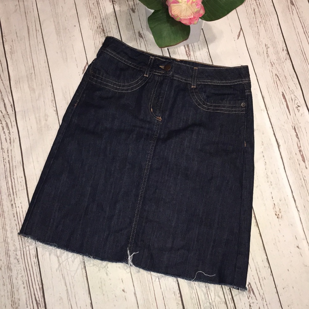 Boden knee length cut-off Jean Skirt sz: 4